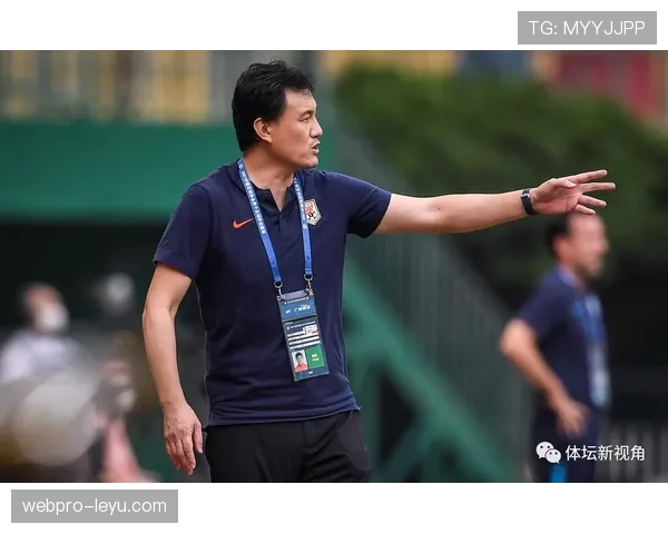 热那亚主帅独树一帜战术奏效,率队豪取连胜势头强劲 热那亚主帅独树一帜战术奏效,率队豪取连胜势头强劲